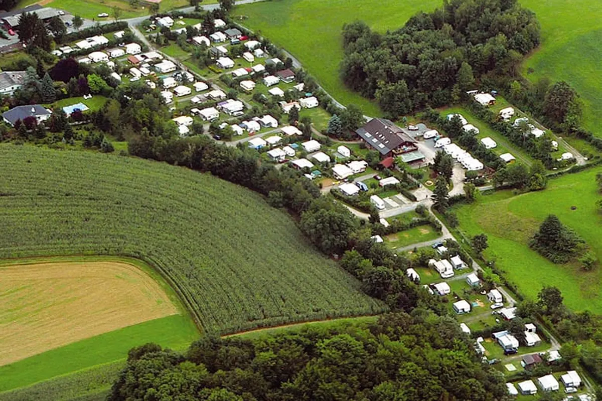 Nibelungen-Camping am Schwimmbad, foto 2