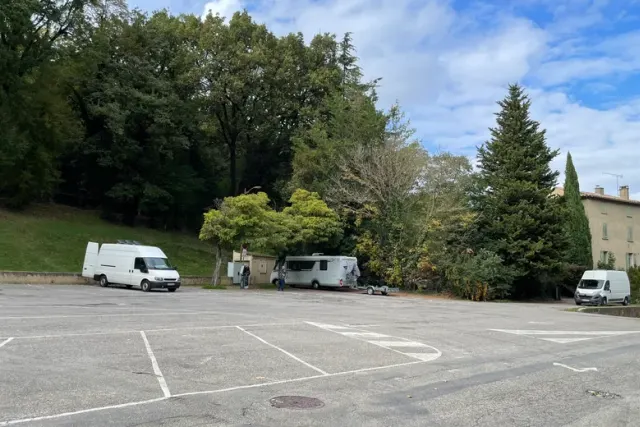 Aire de camping-car Chateau-Arnoux