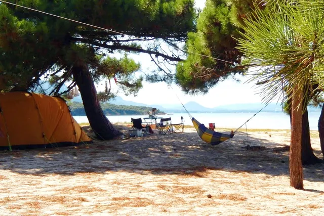 Aire naturelle de camping - Le Passant