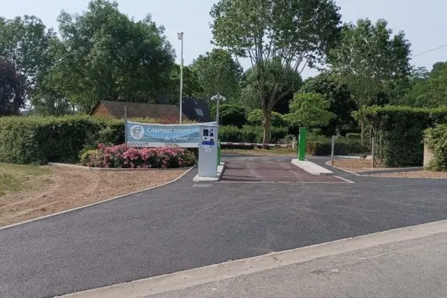 Camping Touristique du Canal