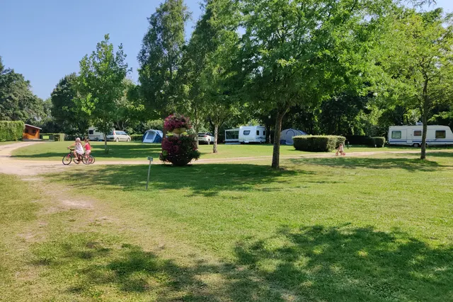Camping de l'Île de la Claise