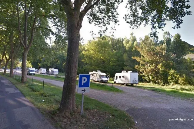 Aire de camping-car a Caylus