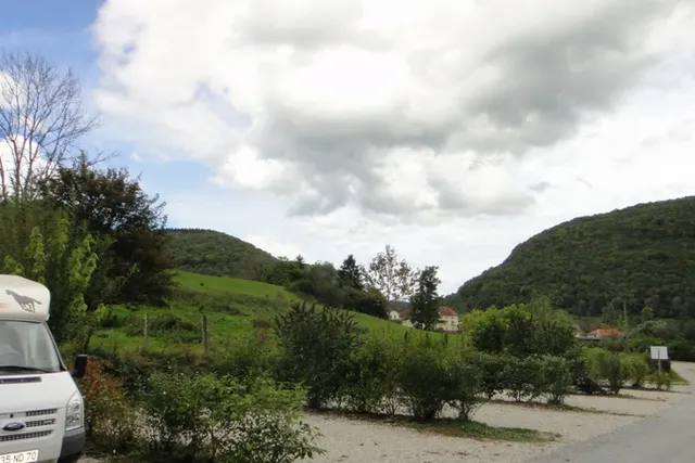 Aire de camping-car de Nans-sous-Sainte-Anne
