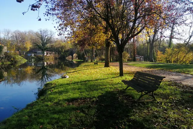 L'aire de camping car Laignes