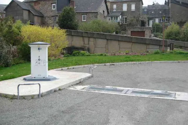 Aire La Poste - Lassay-les-Châteaux