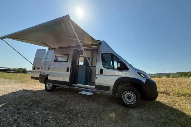 aire campings-cars de marat (emplacement?)