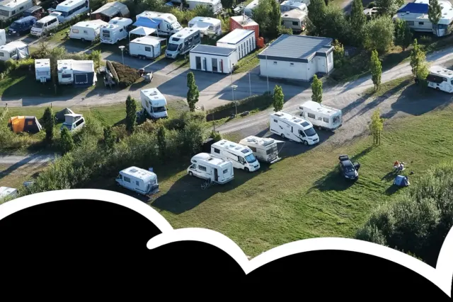 Campingplatz - Vans in Paradise
