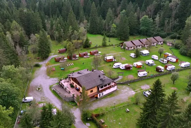 Camping & Chalet Presanella