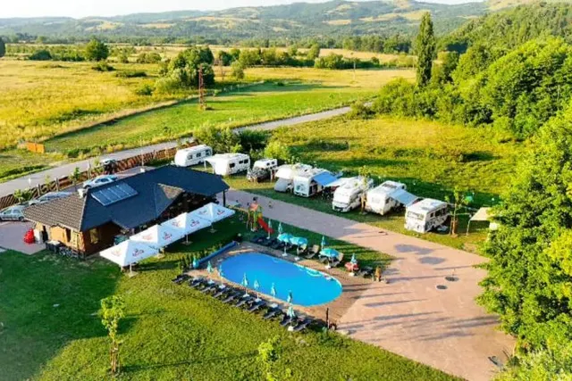 Camping Amazing Village
