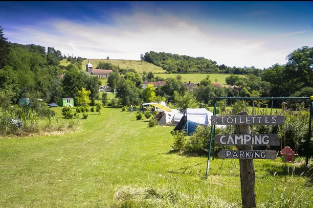 Camping "Comme Ca"