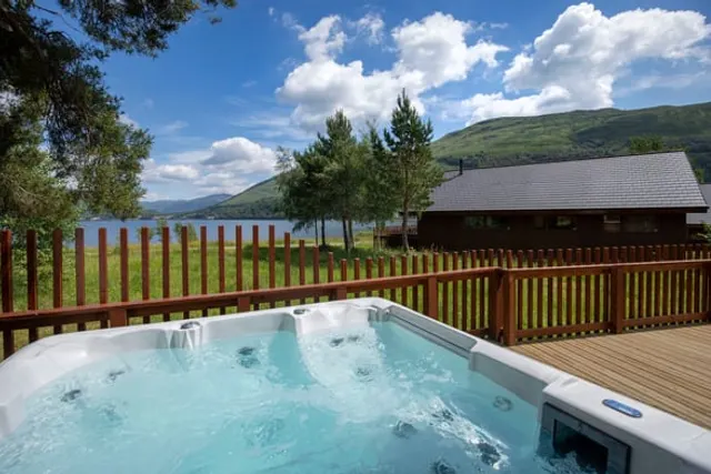 Holmsley Caravan & Camping Site